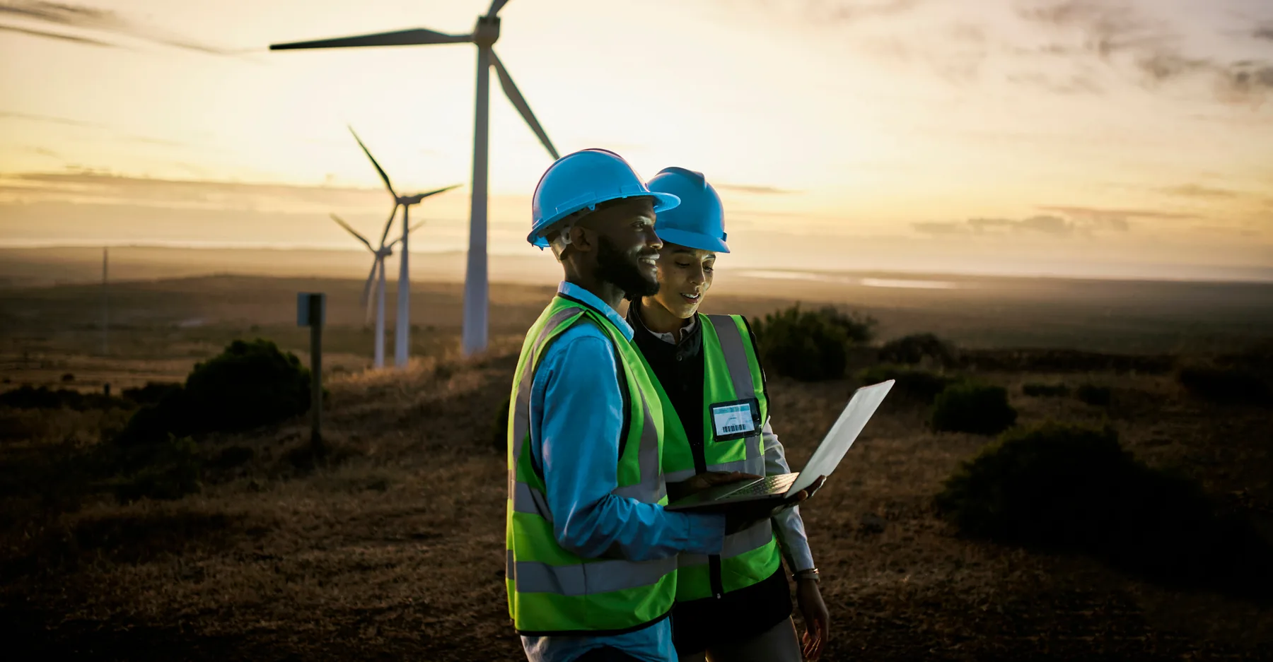 Echange entre responsables d'op&eacute;rations sur le terrain